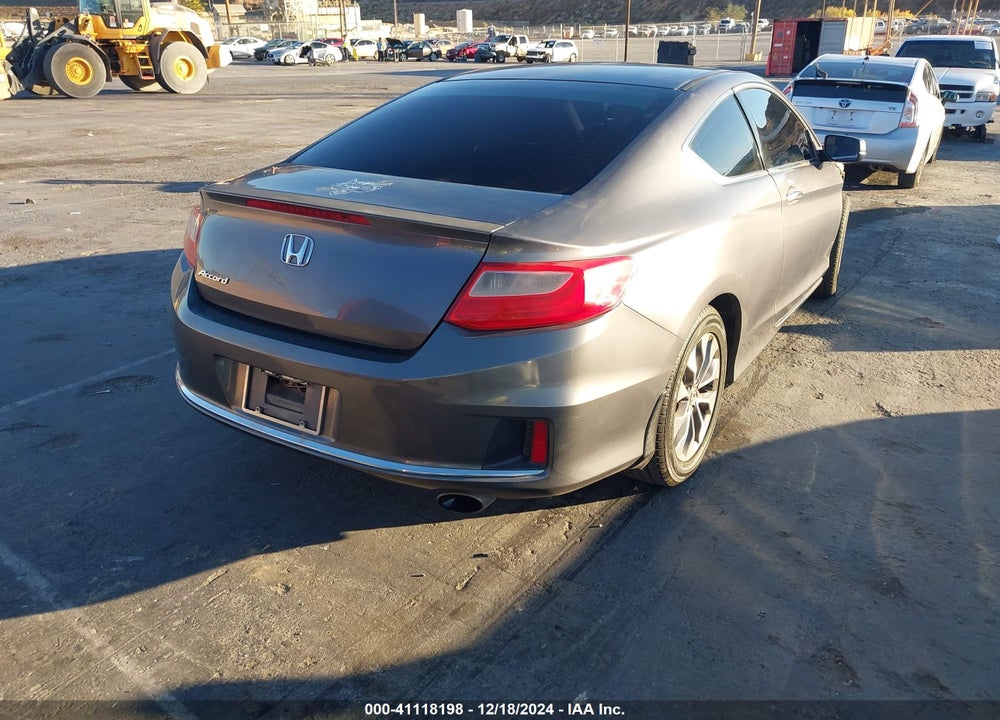 2014 HONDA ACCORD EX VIN: 1HGCT1B74EA009162