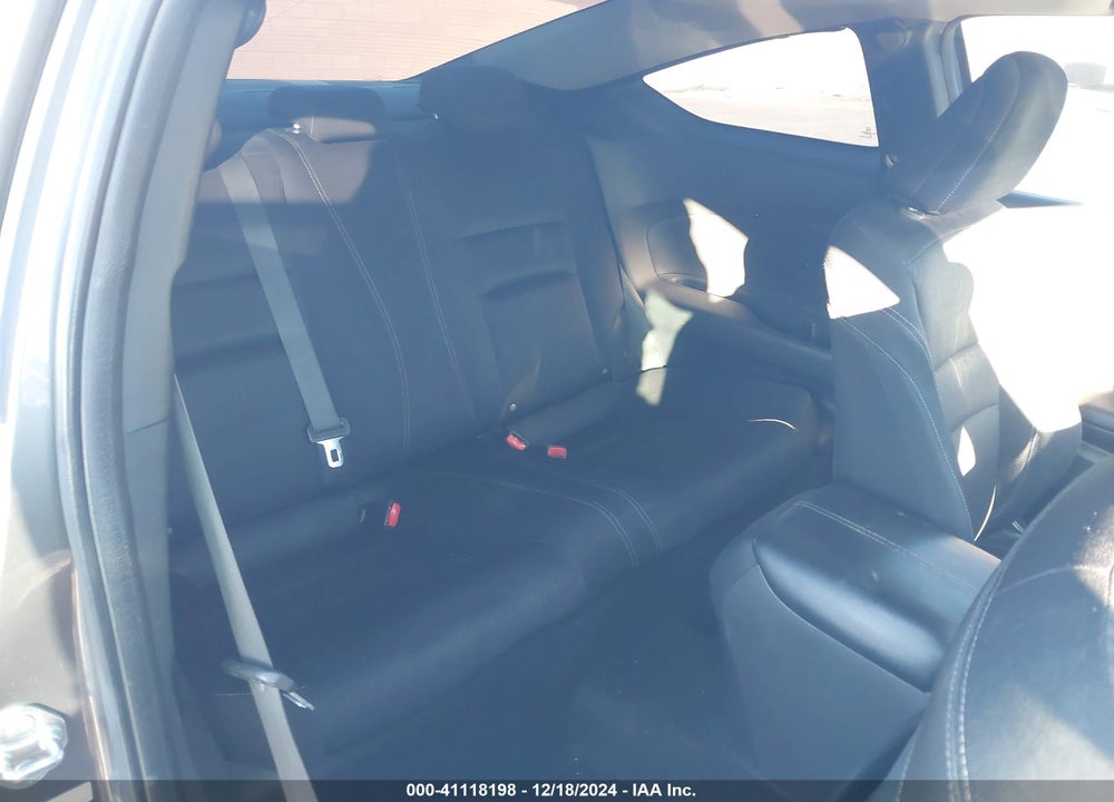 2014 HONDA ACCORD EX VIN: 1HGCT1B74EA009162