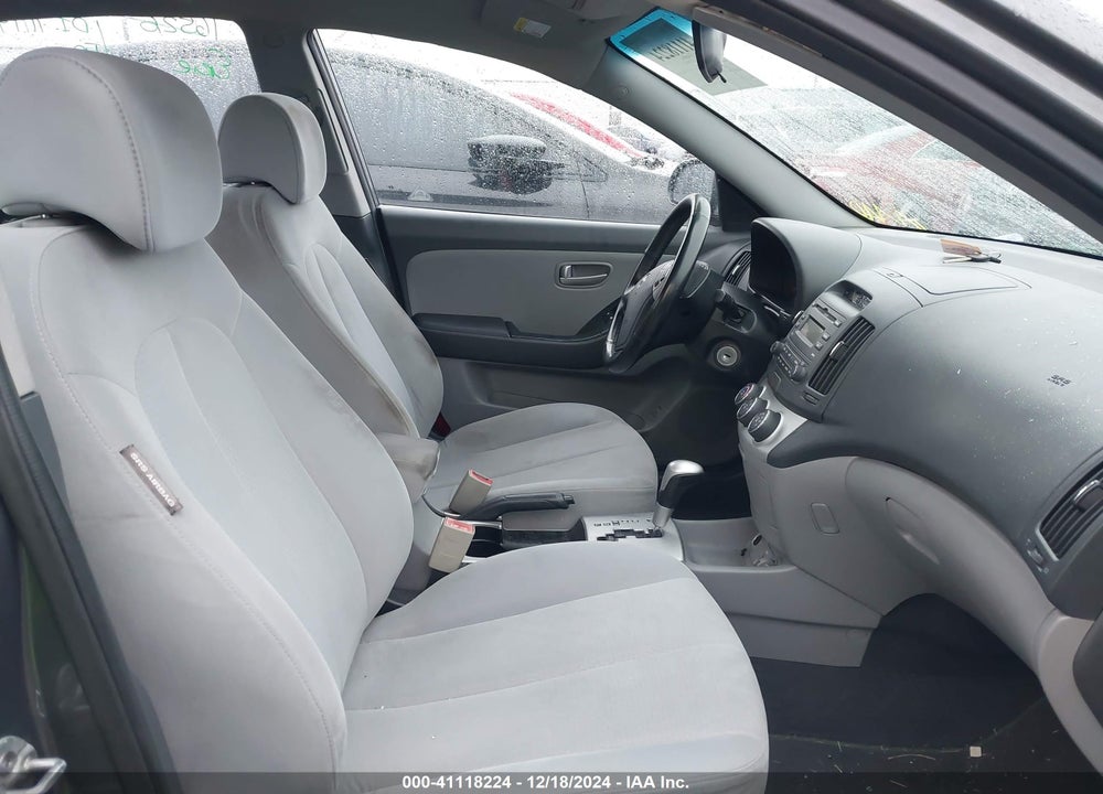2008 HYUNDAI ELANTRA GLS/SE VIN: KMHDU46DX8U442212