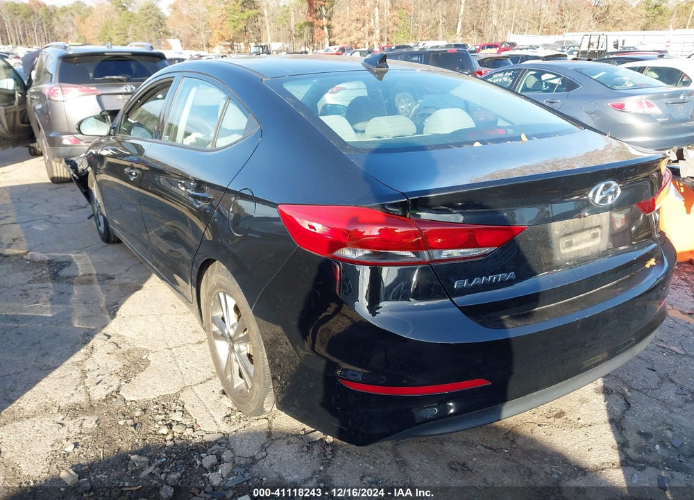 2018 HYUNDAI ELANTRA VIN: 5NPD84LF1JH259280