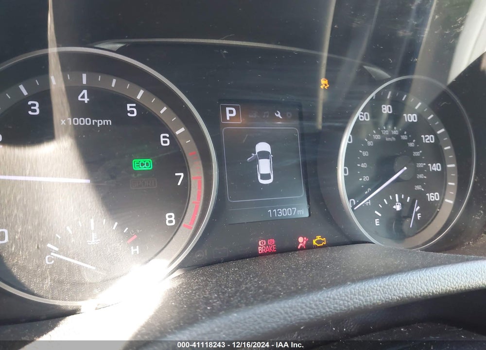 2018 HYUNDAI ELANTRA VIN: 5NPD84LF1JH259280
