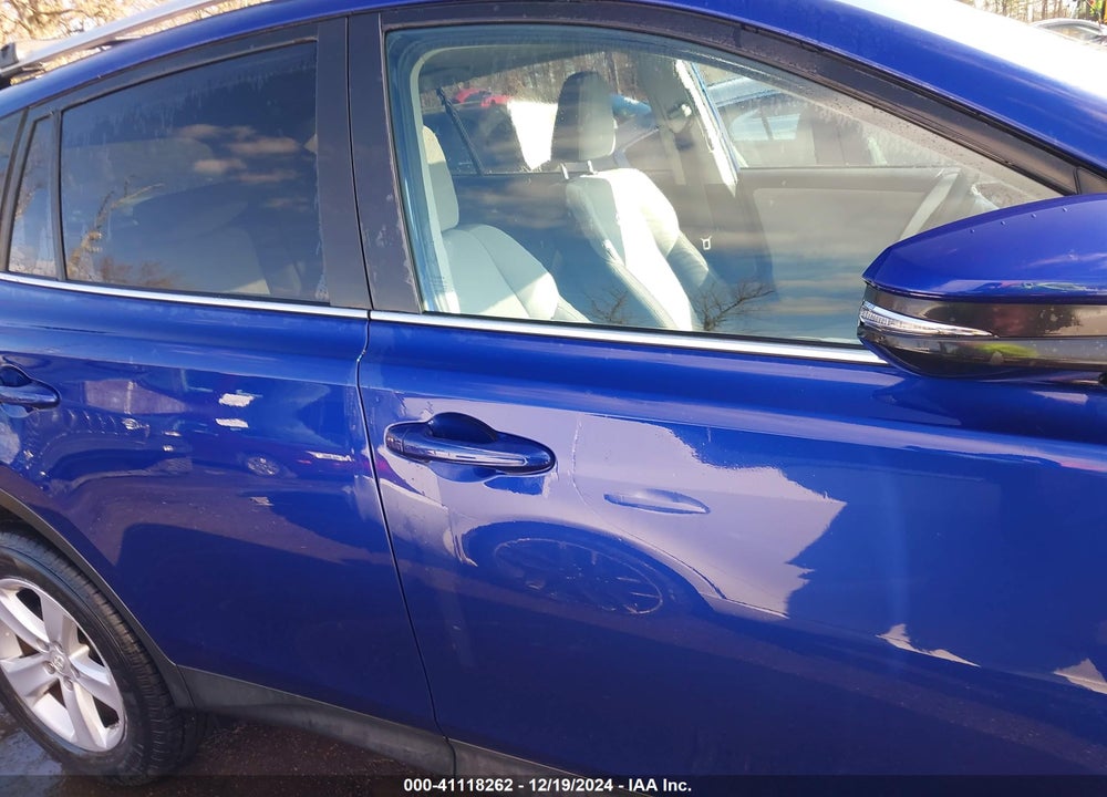 2014 TOYOTA RAV4 XLE VIN: 2T3RFREV8EW194875