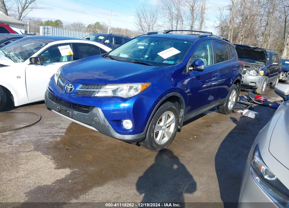 2014 TOYOTA RAV4 XLE VIN: 2T3RFREV8EW194875