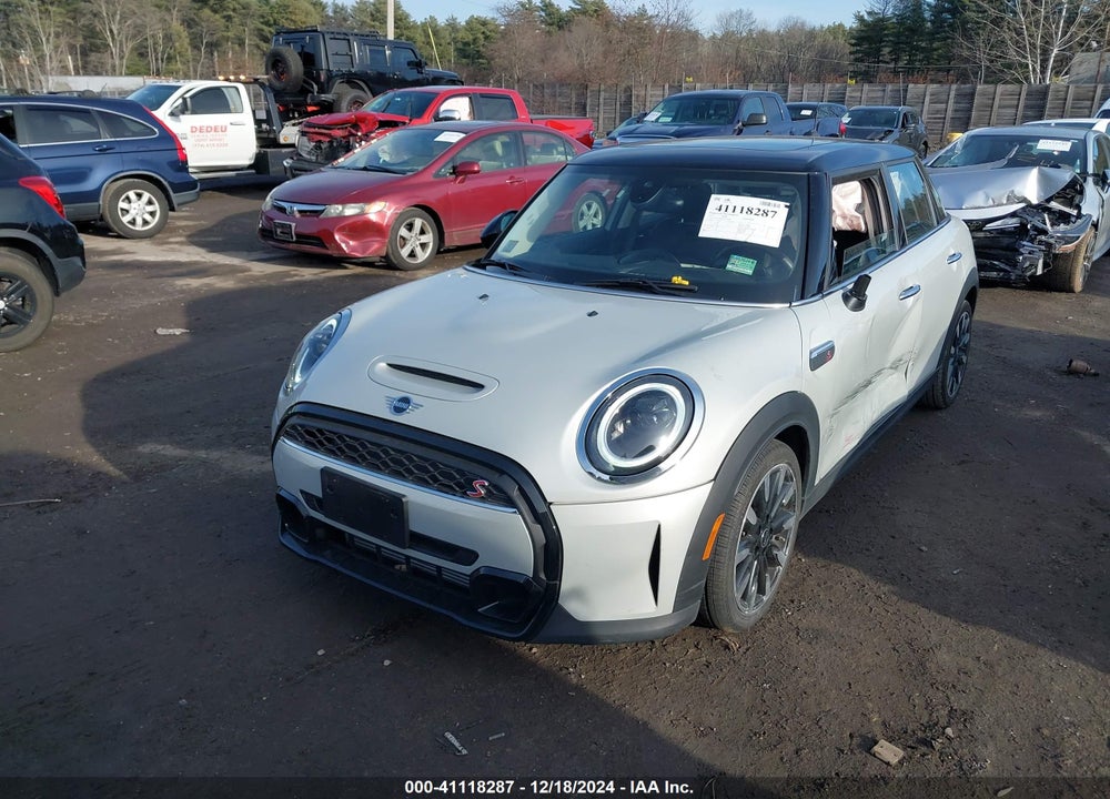 2023 MINI HARDTOP VIN: WMW53DK0XP2T48529