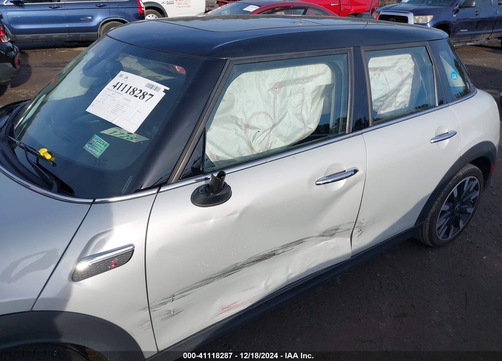 2023 MINI HARDTOP VIN: WMW53DK0XP2T48529