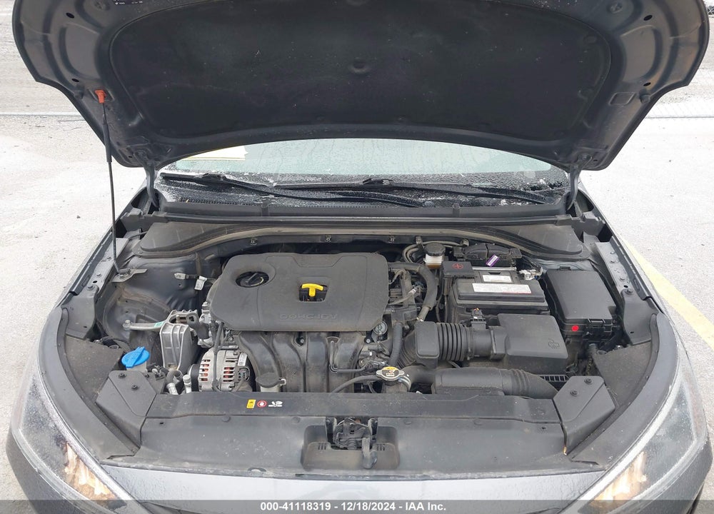 2020 HYUNDAI ELANTRA VIN: 5NPD84LF2LH521777