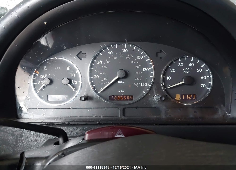 2004 MERCEDES-BENZ ML 350 4MATIC VIN: 4JGAB57E84A505549