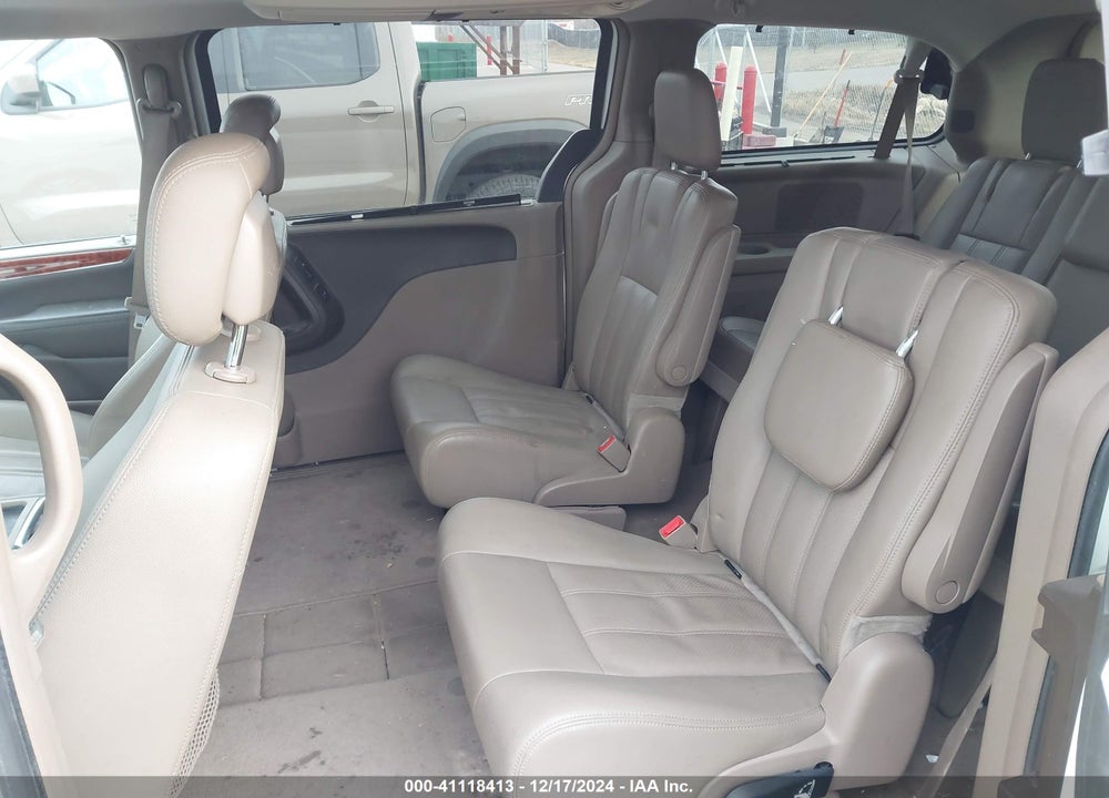 2016 CHRYSLER TOWN & COUNTRY TOURING-L ANNIVERSARY EDITION VIN: 2C4RC1CGXGR302974