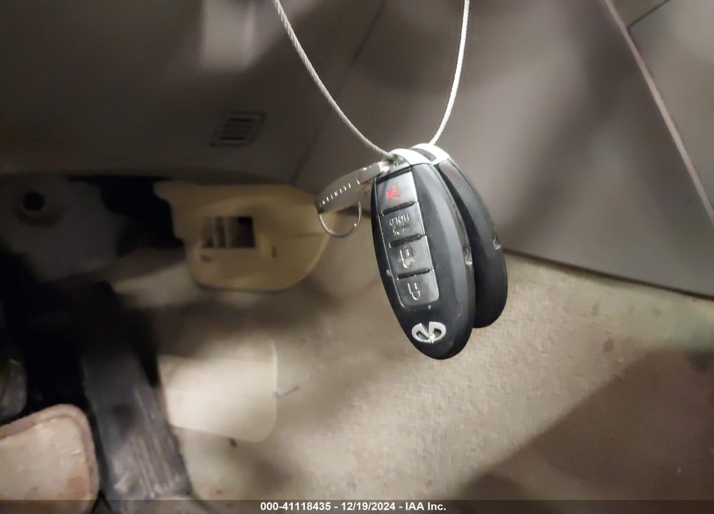 2007 INFINITI G35X VIN: JNKBV61F57M800276