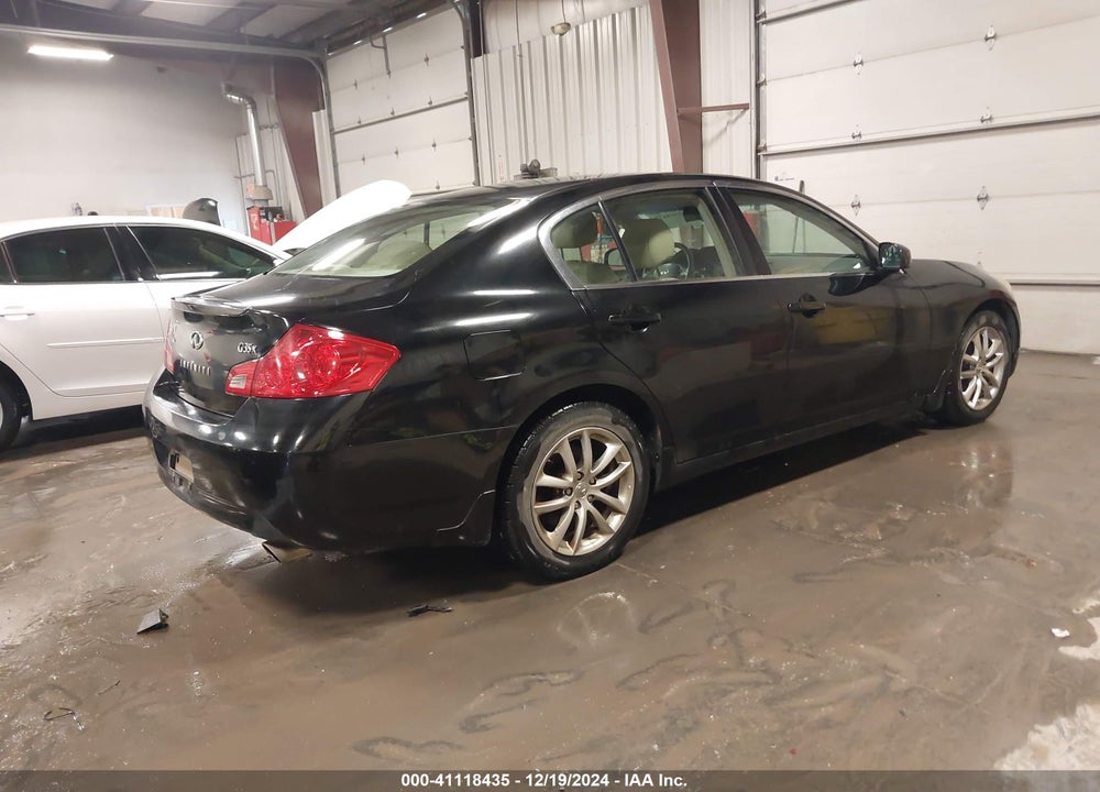 2007 INFINITI G35X VIN: JNKBV61F57M800276