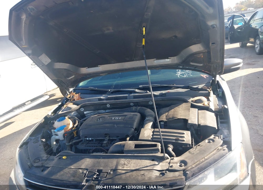 2017 VOLKSWAGEN JETTA VIN: 3VWL17AJ0HM244330