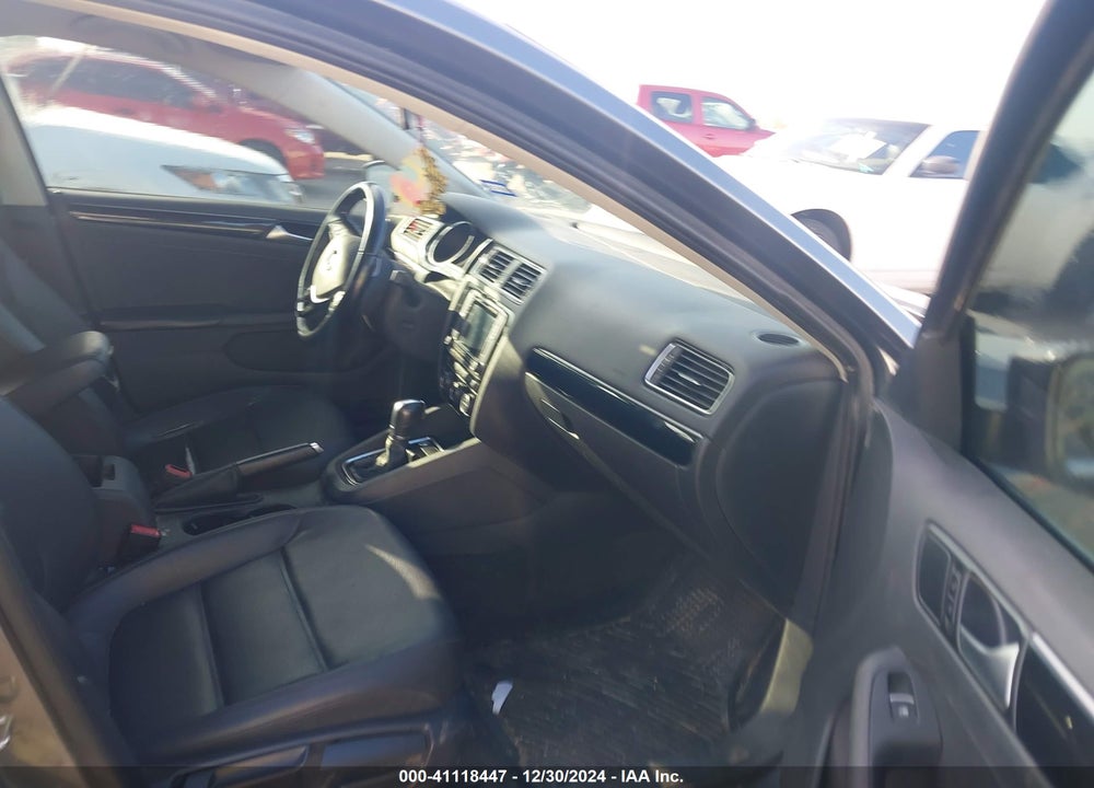 2017 VOLKSWAGEN JETTA VIN: 3VWL17AJ0HM244330