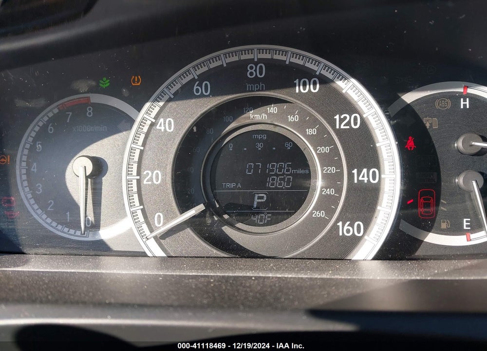 2017 HONDA ACCORD VIN: 1HGCR2F31HA278140