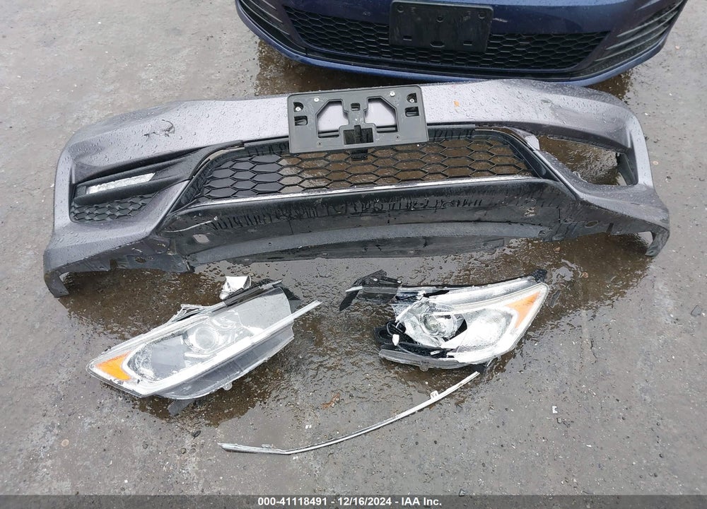 2017 HONDA ACCORD VIN: 1HGCR3F87HA027544