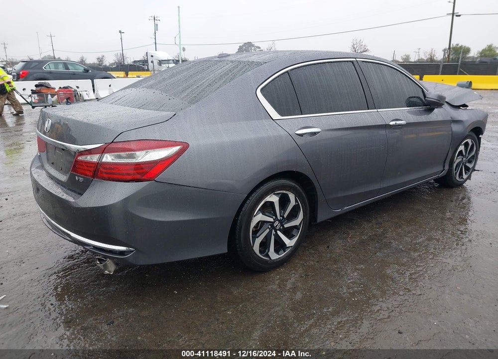 2017 HONDA ACCORD VIN: 1HGCR3F87HA027544