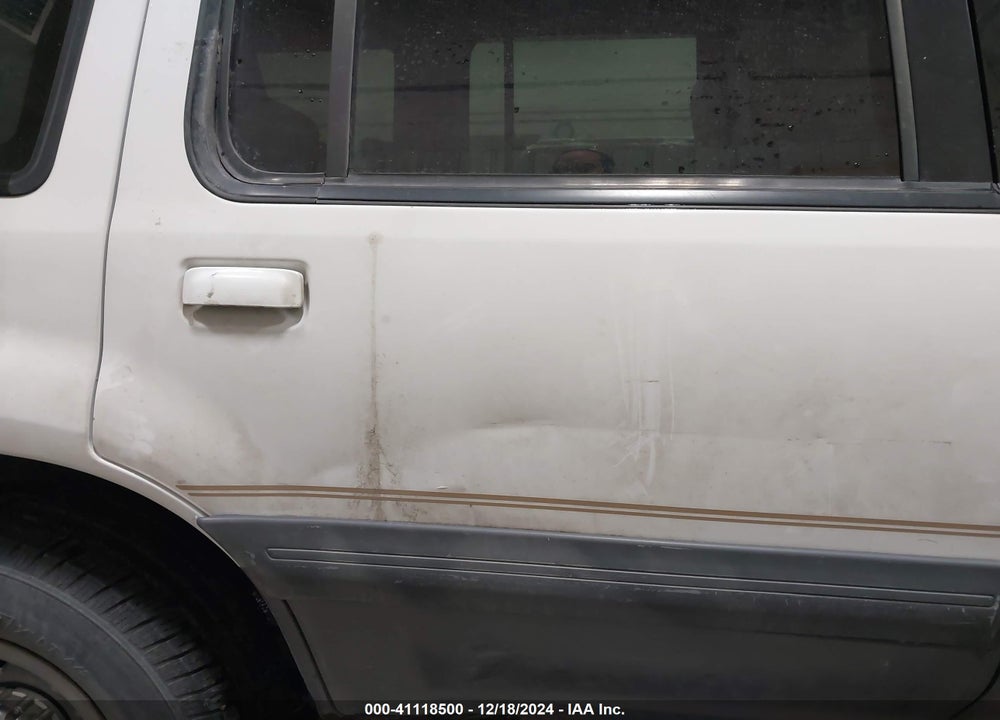1998 MERCURY MOUNTAINEER VIN: 4M2ZU55P6WUJ30827