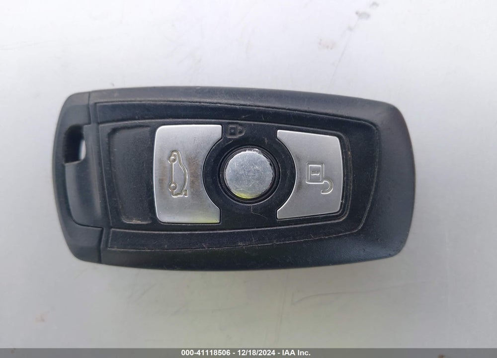 2015 BMW 320I VIN: WBA3B1C52FK138606