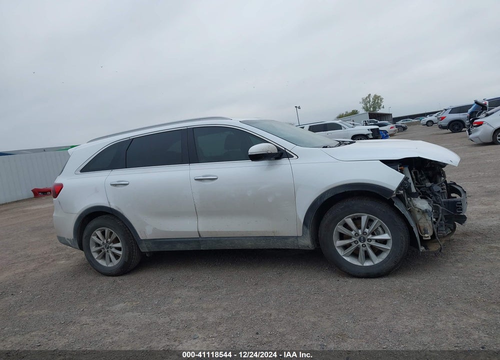 2019 KIA SORENTO 2.4L LX VIN: 5XYPG4A33KG496211