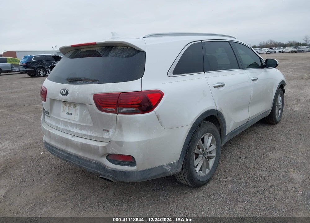2019 KIA SORENTO 2.4L LX VIN: 5XYPG4A33KG496211