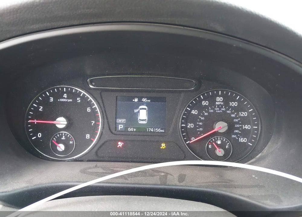 2019 KIA SORENTO 2.4L LX VIN: 5XYPG4A33KG496211