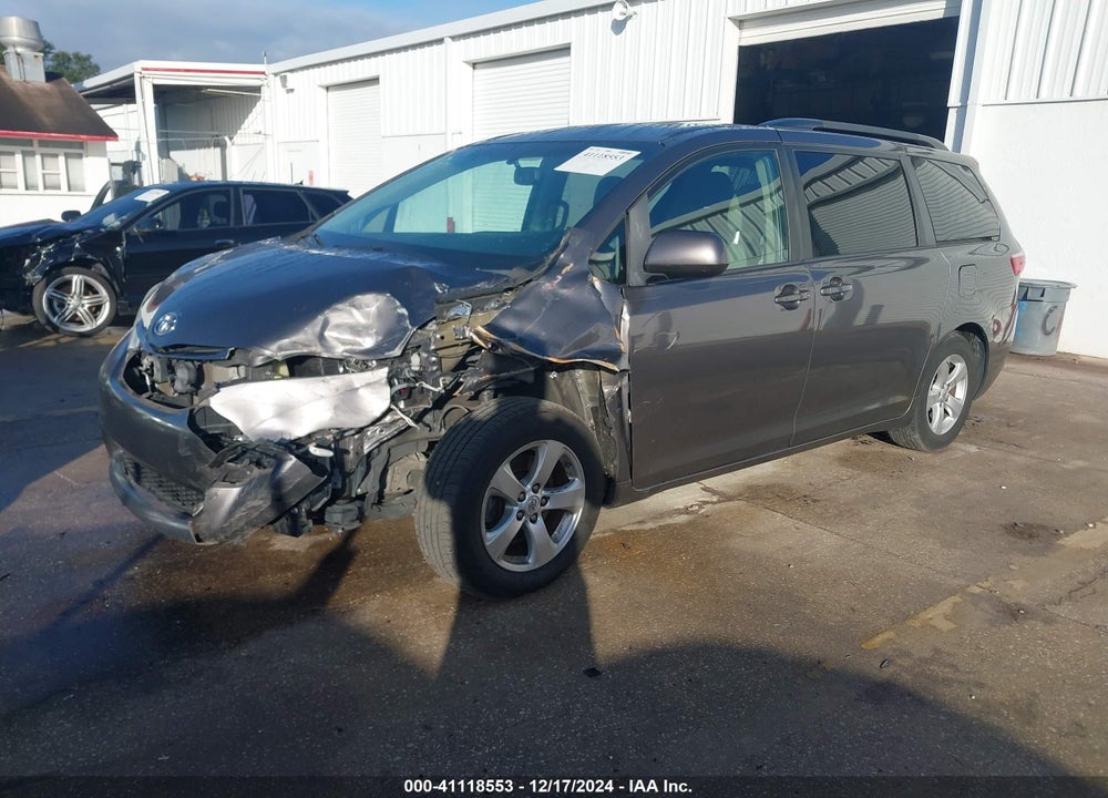 2015 TOYOTA SIENNA LE 8 PASSENGER VIN: 5TDKK3DC2FS616023
