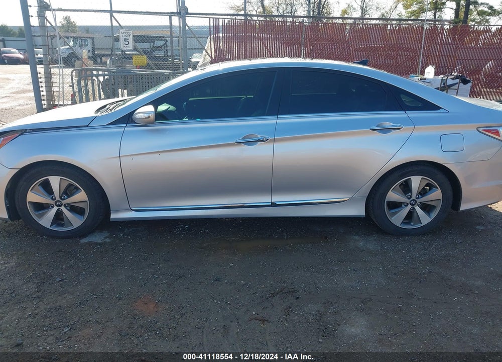 2012 HYUNDAI SONATA HYBRID VIN: KMHEC4A48CA040603