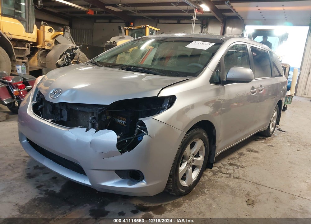 2011 TOYOTA SIENNA LE V6 VIN: 5TDKK3DC9BS103040