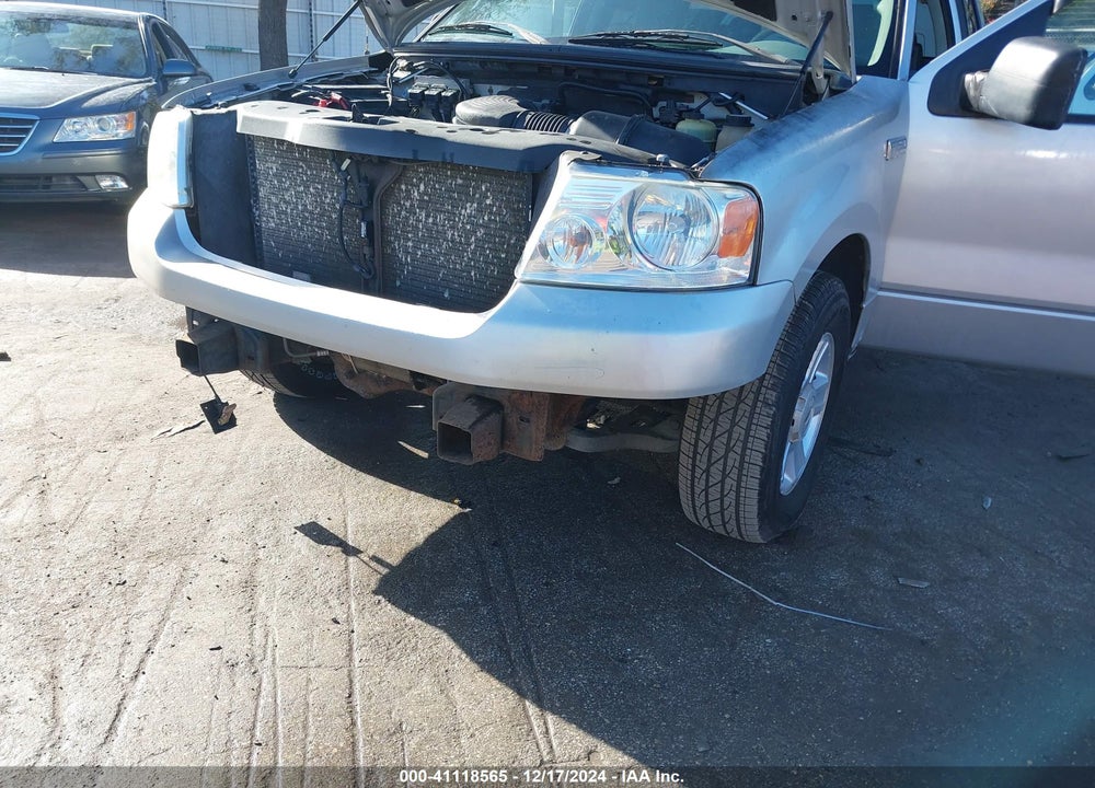 2004 FORD F-150 STX/XLT VIN: 1FTRX02WX4KA02739