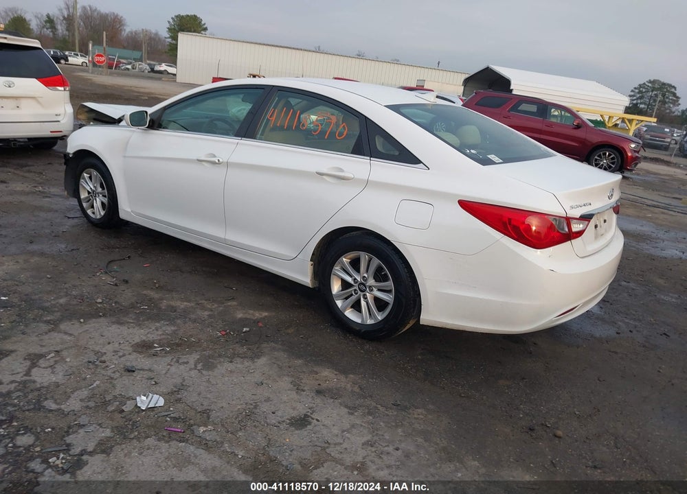 2013 HYUNDAI SONATA GLS VIN: 5NPEB4AC0DH766786