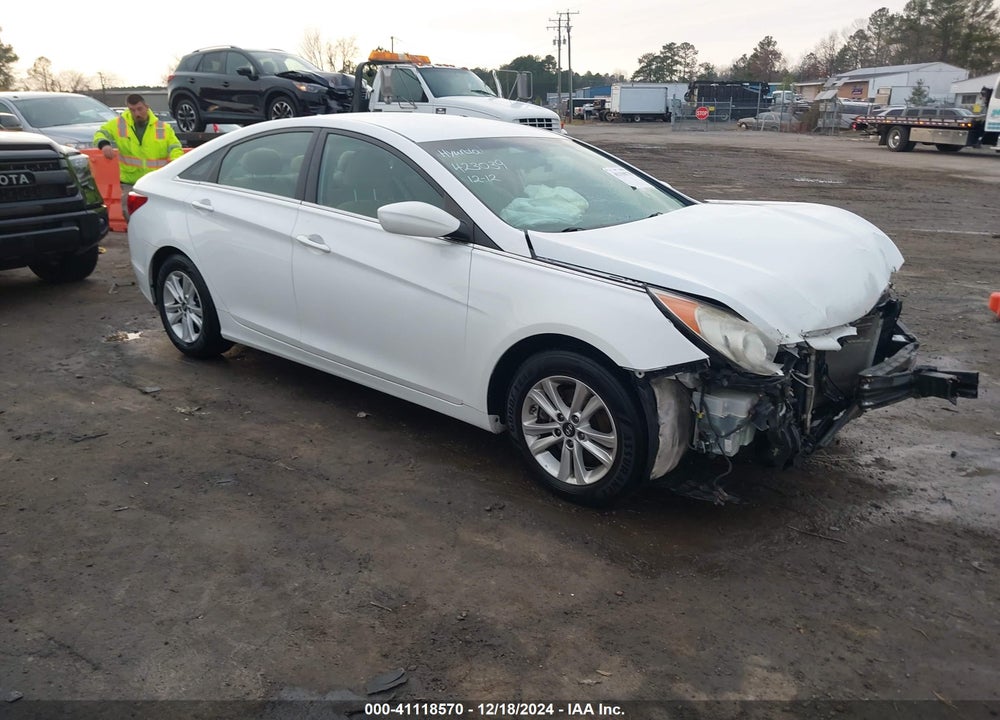 2013 HYUNDAI SONATA GLS VIN: 5NPEB4AC0DH766786