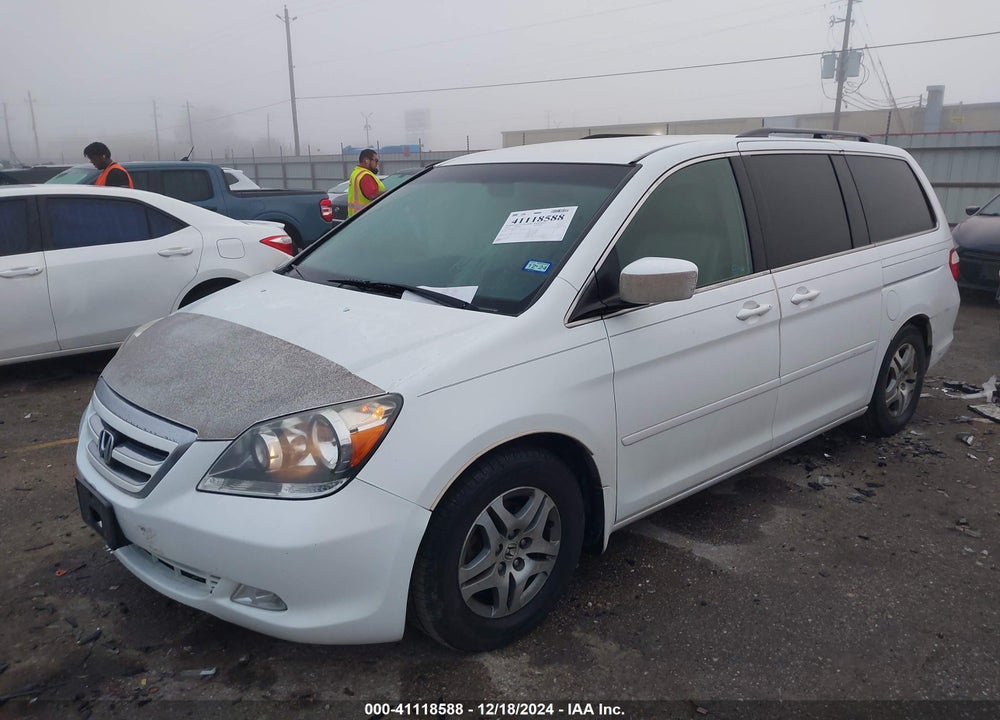 2005 HONDA ODYSSEY EX VIN: 5FNRL38425B411772