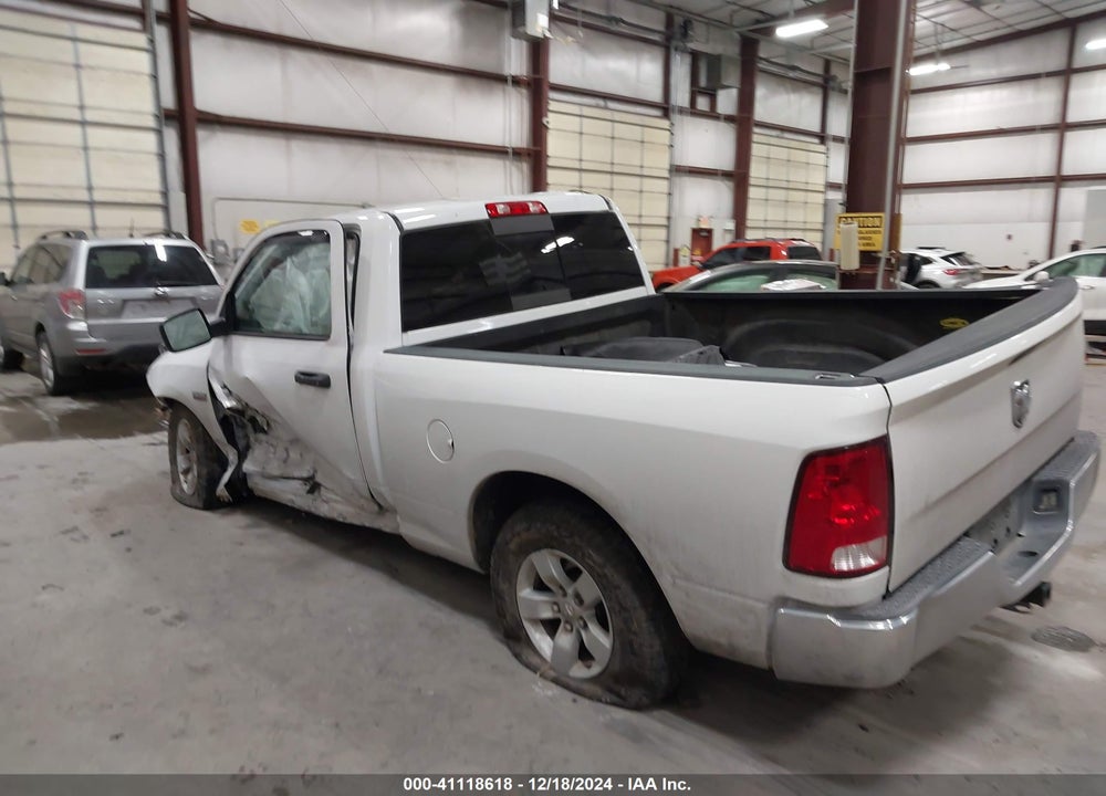 2017 RAM 1500 VIN: 3C6JR6AT4HG541878