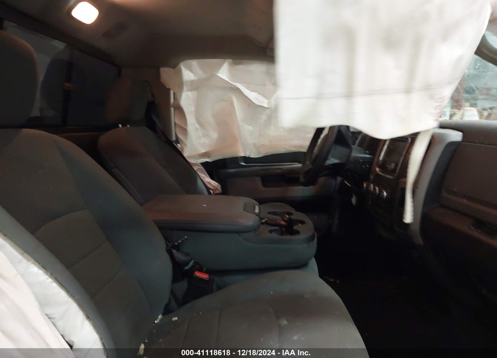 2017 RAM 1500 VIN: 3C6JR6AT4HG541878