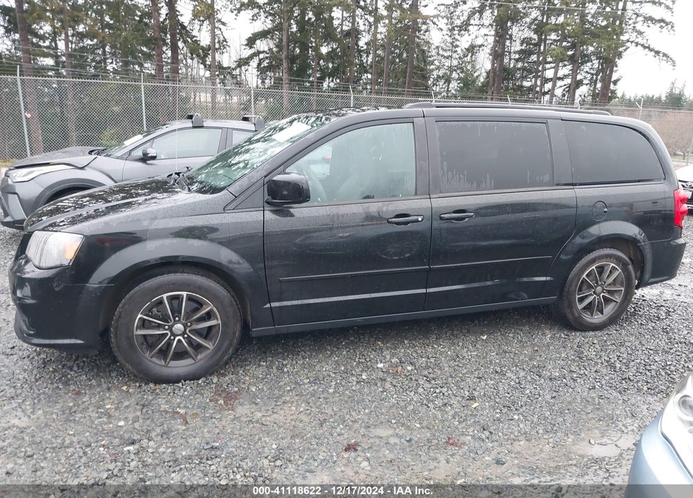 2016 DODGE GRAND CARAVAN R/T VIN: 2C4RDGEG5GR366515