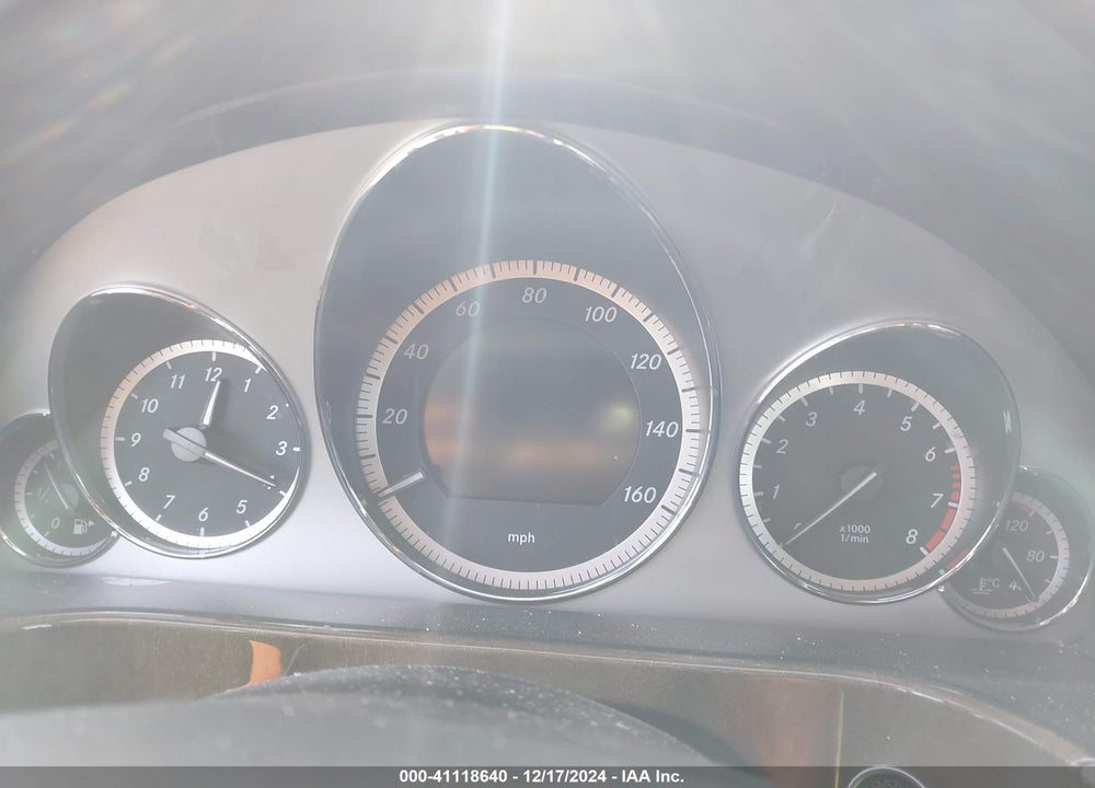 2011 MERCEDES-BENZ E 550 4MATIC VIN: WDDHF9AB0BA361320