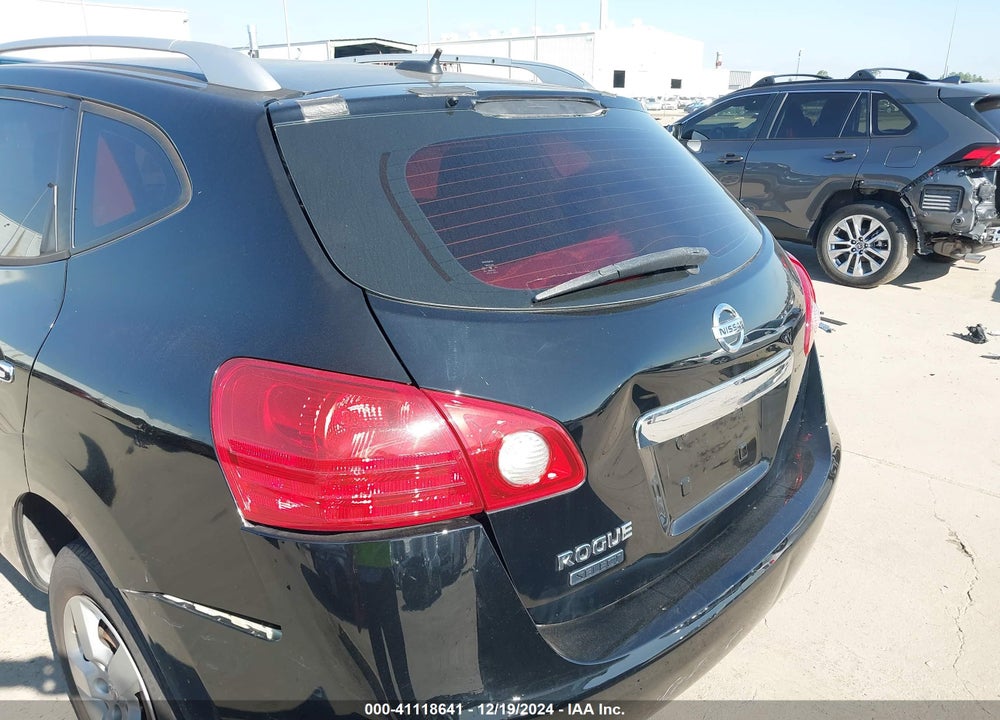 2015 NISSAN ROGUE SELECT S VIN: JN8AS5MTXFW157352