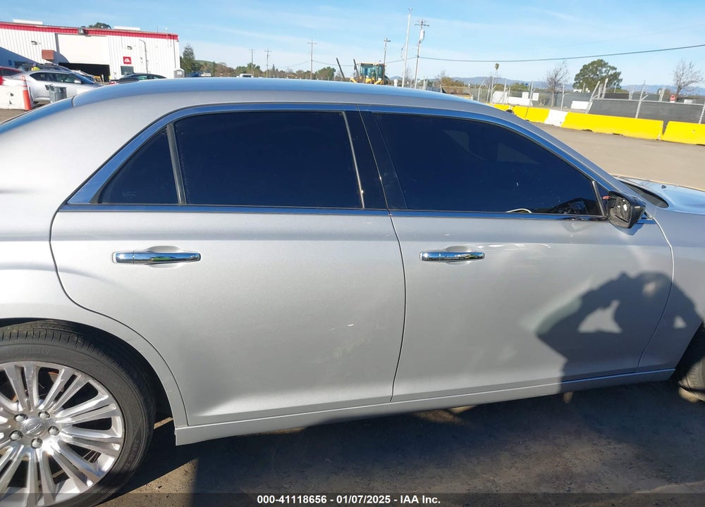 2011 CHRYSLER 300 LIMITED VIN: 2C3CA5CG0BH613819