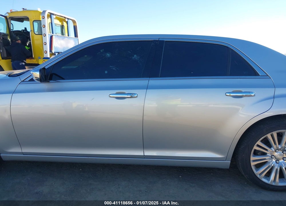 2011 CHRYSLER 300 LIMITED VIN: 2C3CA5CG0BH613819