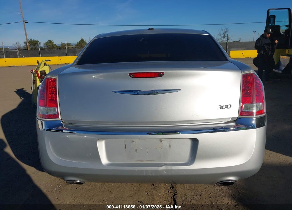 2011 CHRYSLER 300 LIMITED VIN: 2C3CA5CG0BH613819