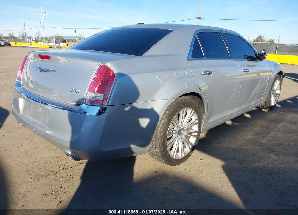 2011 CHRYSLER 300 LIMITED VIN: 2C3CA5CG0BH613819