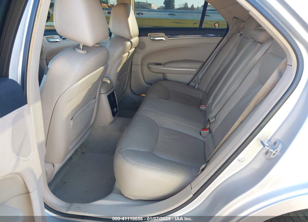 2011 CHRYSLER 300 LIMITED VIN: 2C3CA5CG0BH613819