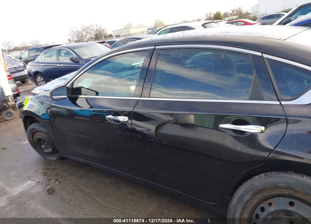 2017 NISSAN ALTIMA VIN: 1N4AL3AP4HC115032