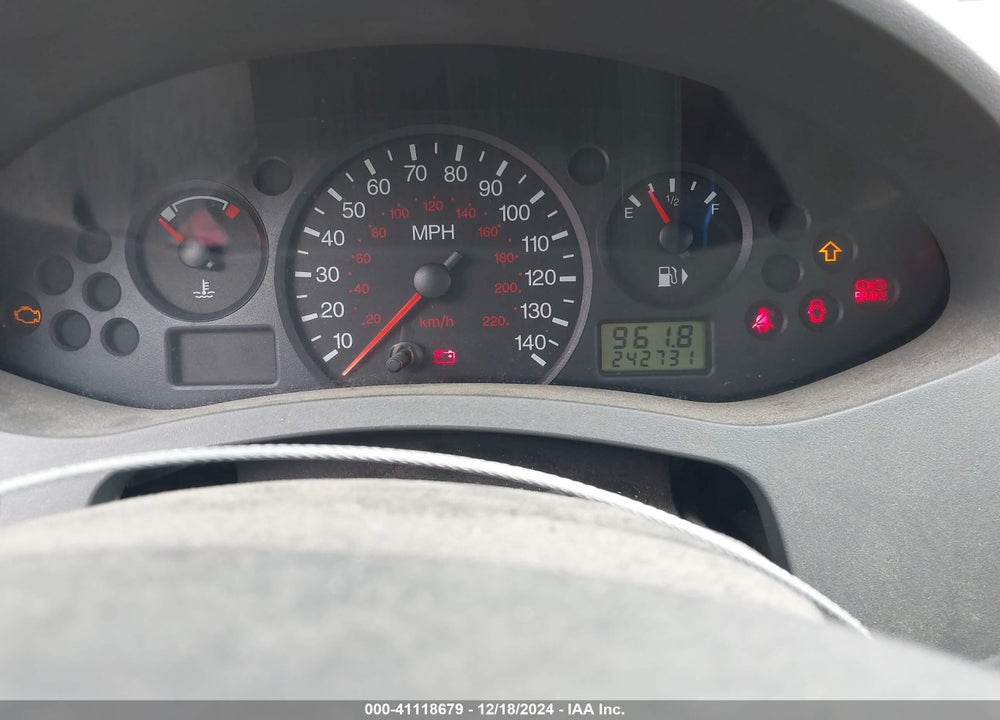 2005 FORD FOCUS ZX4 VIN: 1FAFP34N65W158964