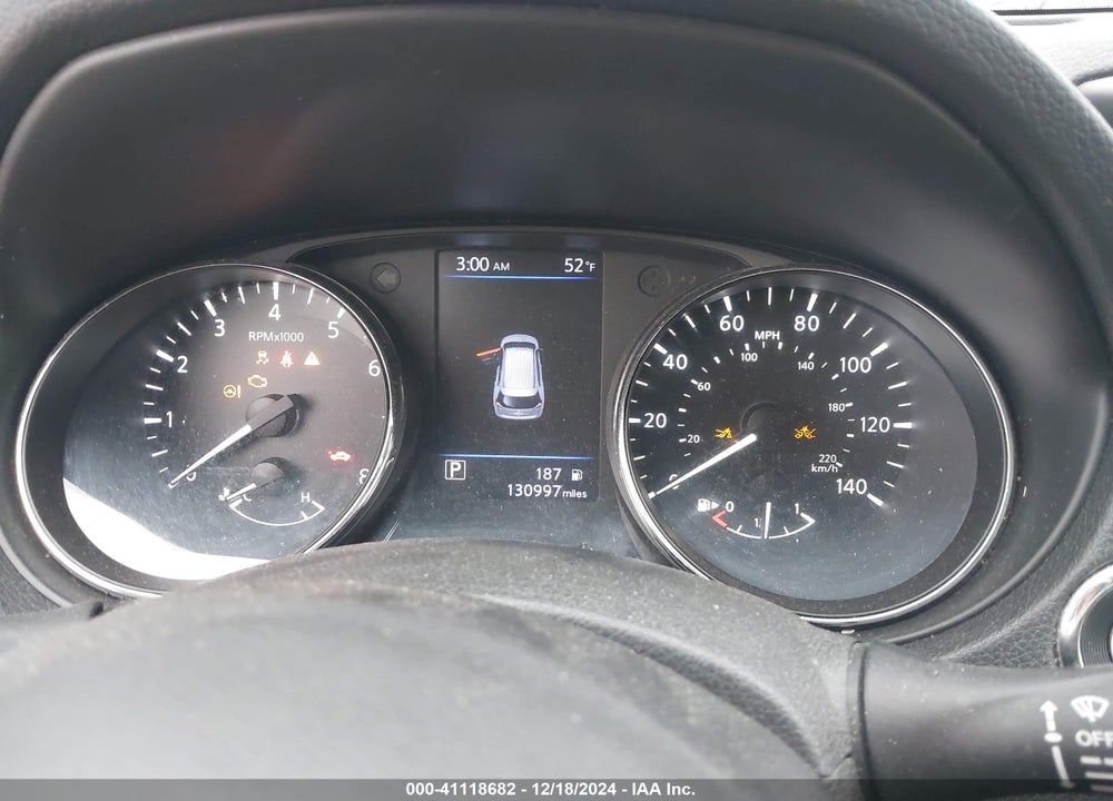 2019 NISSAN ROGUE SV VIN: 5N1AT2MVXKC702143