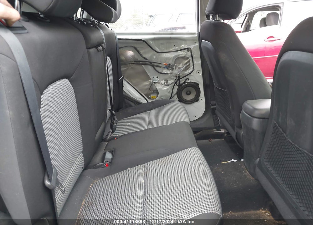 2019 HYUNDAI KONA SE VIN: KM8K1CAA5KU298177