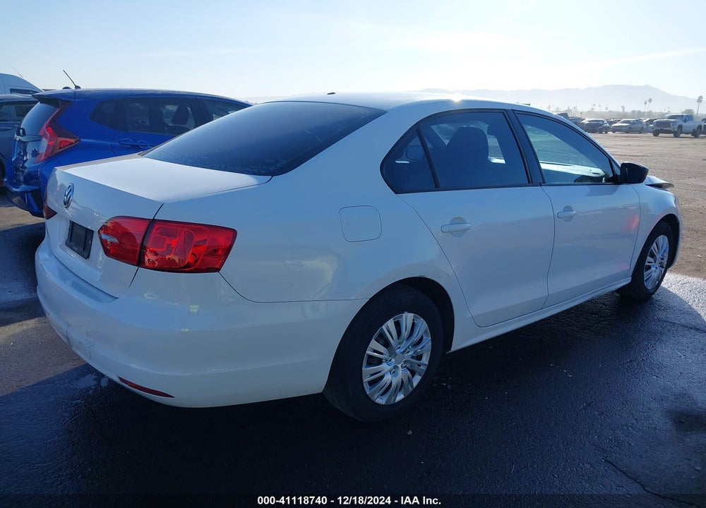 2012 VOLKSWAGEN JETTA 2.0L S VIN: 3VW2K7AJ3CM355391