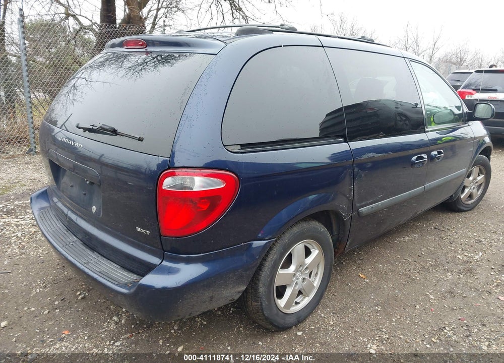 2005 DODGE CARAVAN SXT VIN: 1D4GP45R85B312185