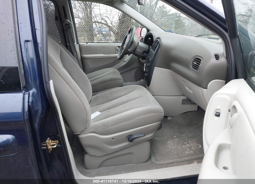 2005 DODGE CARAVAN SXT VIN: 1D4GP45R85B312185