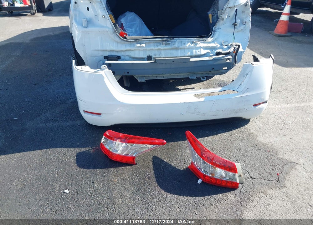 2015 NISSAN SENTRA VIN: 3N1AB7AP4FY315033