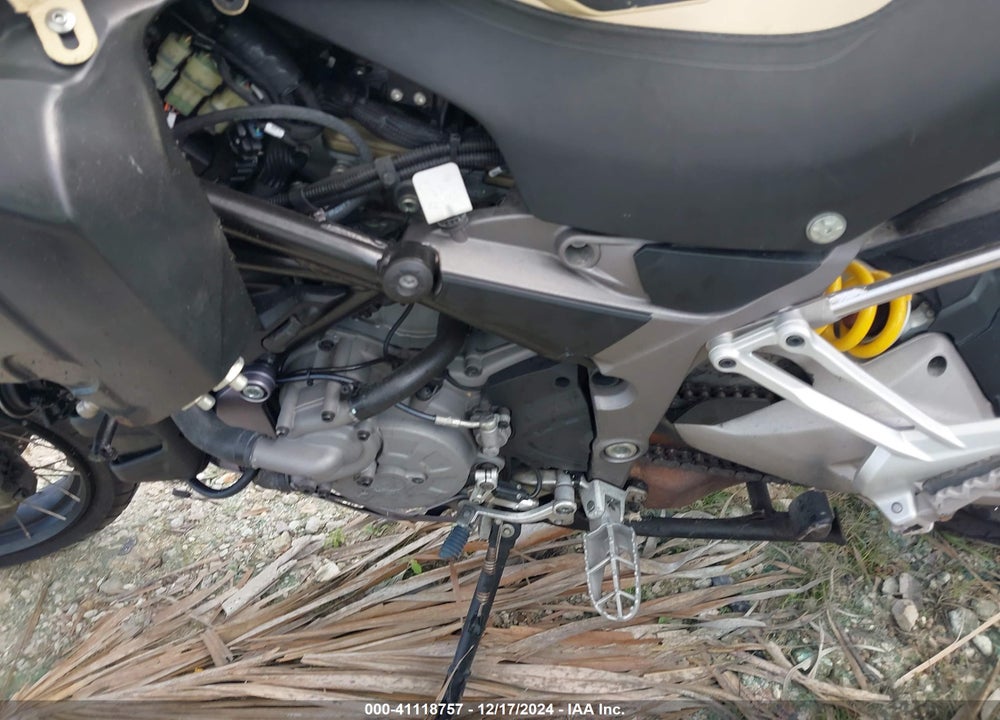 2019 DUCATI MULTISTRADA 1260 ENDURO VIN: ZDMAAERW2KB032322
